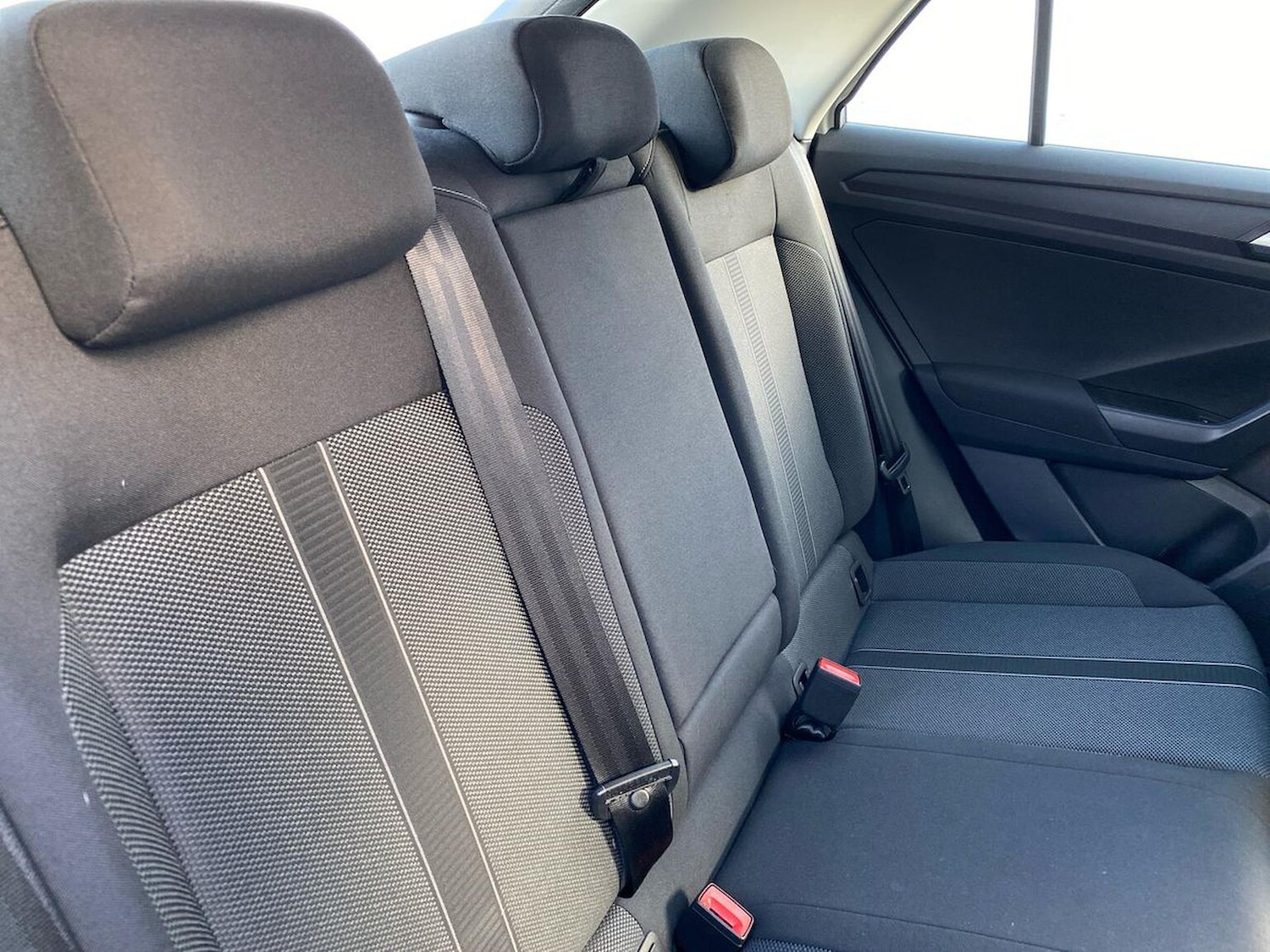 Used Volkswagen T-Roc 2022 for sale - 76763437: Photo 16