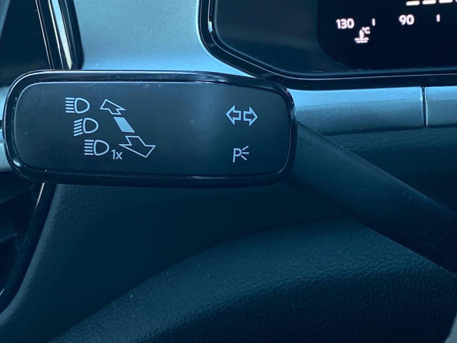 Used Volkswagen T-Roc 2022 for sale - 76763437: Photo 28