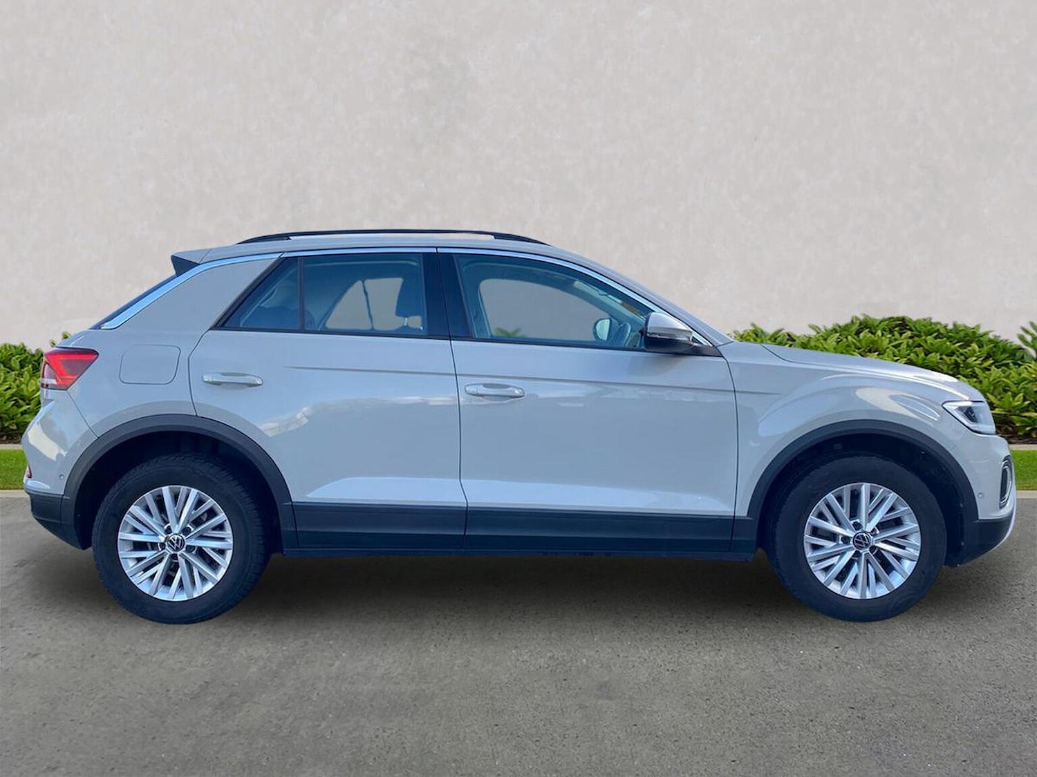 Used Volkswagen T-Roc 2022 for sale - 76763437: Photo 3