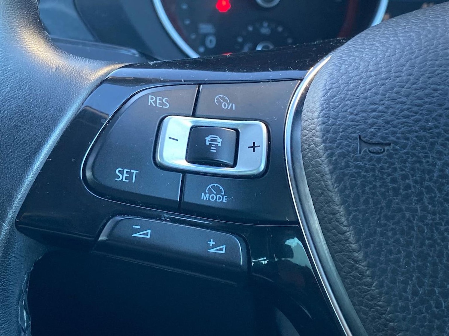 Used Volkswagen Tiguan 2017 for sale - 76628211: Photo 27