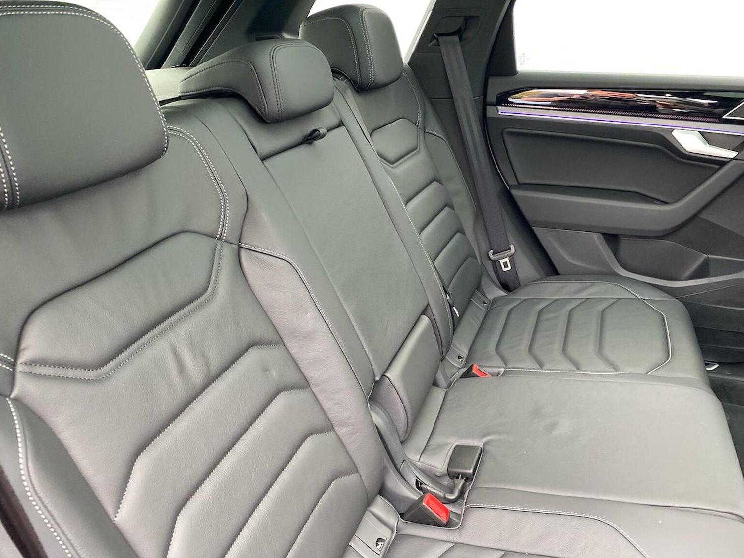 Used Volkswagen Touareg 2025 for sale - 76232776: Photo 16