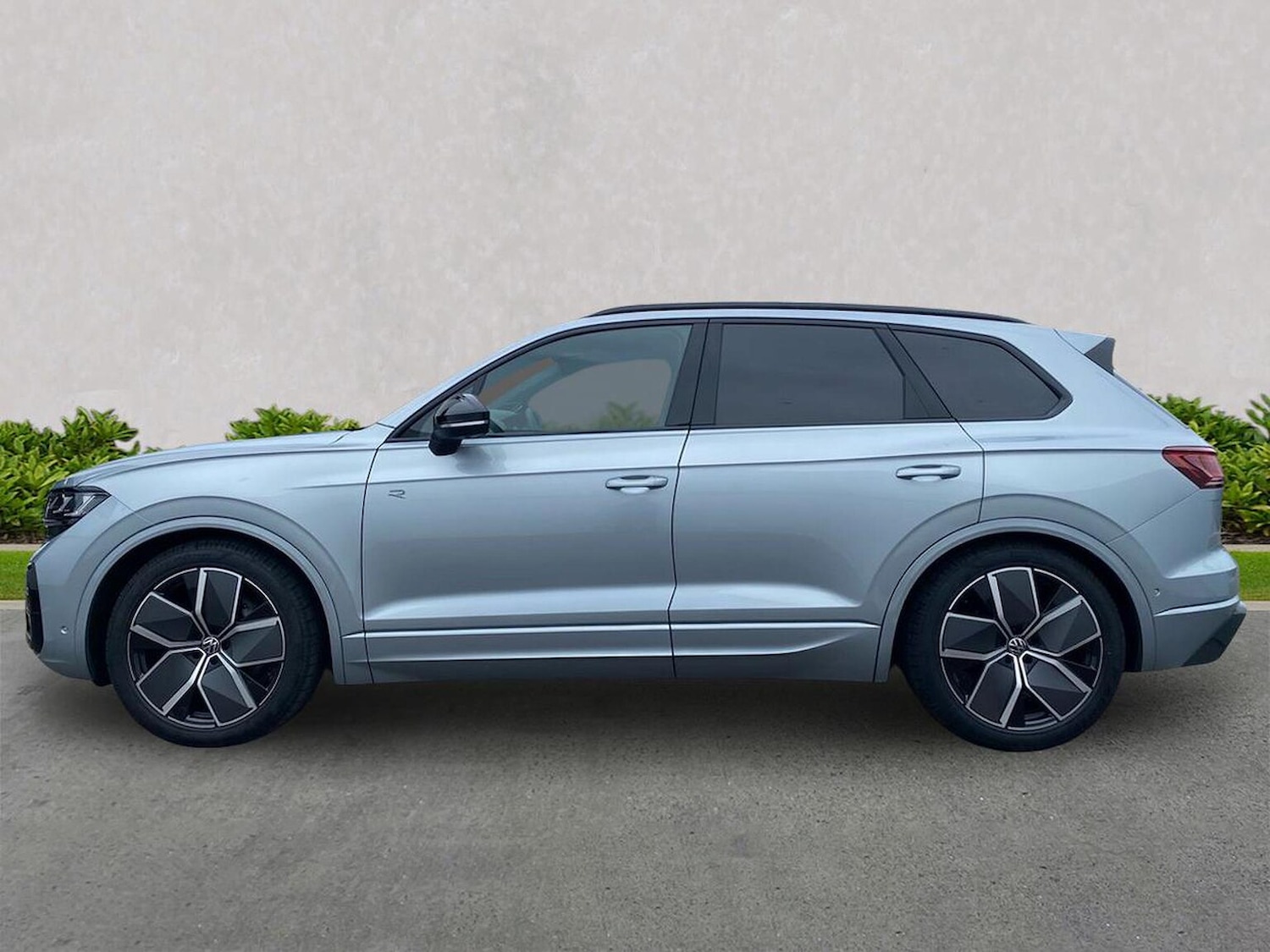 Used Volkswagen Touareg 2025 for sale - 76232776: Photo 19