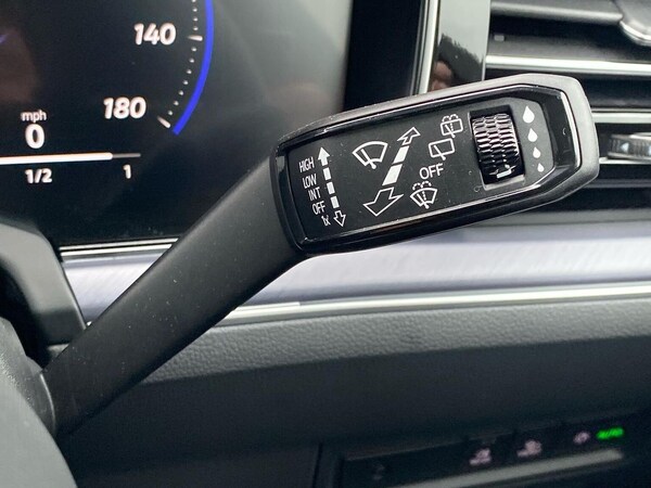 Used Volkswagen Touareg 2025 for sale - 76232776: Photo 28