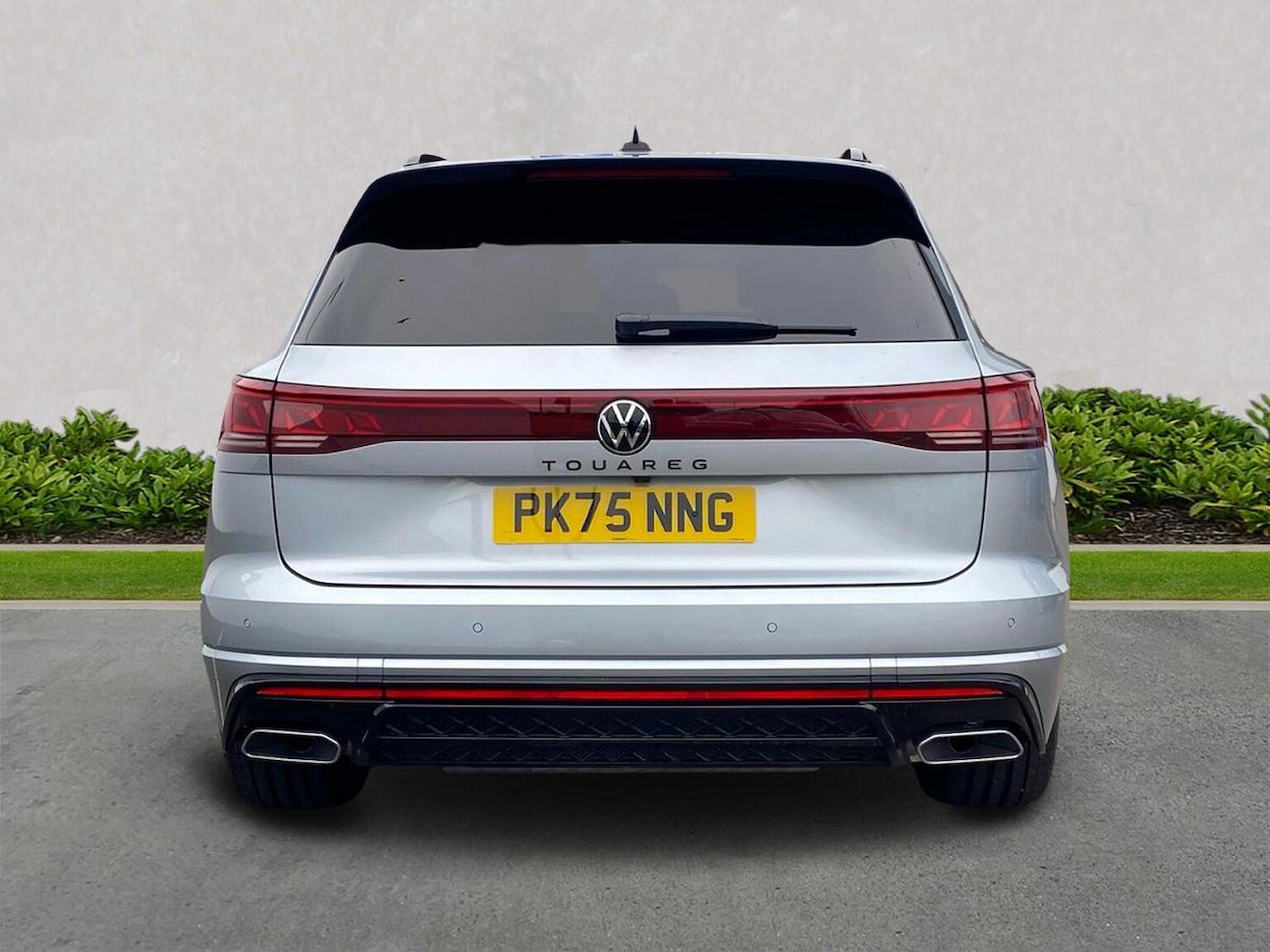 Used Volkswagen Touareg 2025 for sale - 76232776: Photo 4