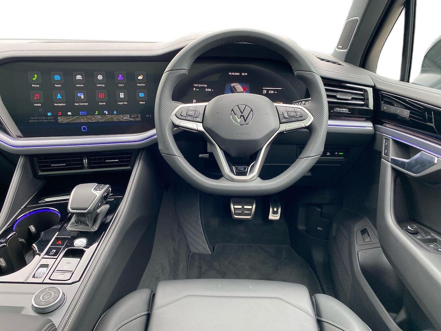 Used Volkswagen Touareg 2025 for sale - 76232776: Photo 9