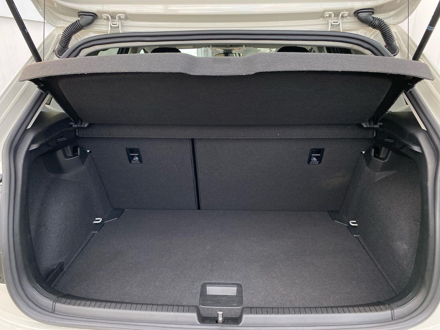 Used Volkswagen Polo 2024 for sale - 76864057: Photo 17