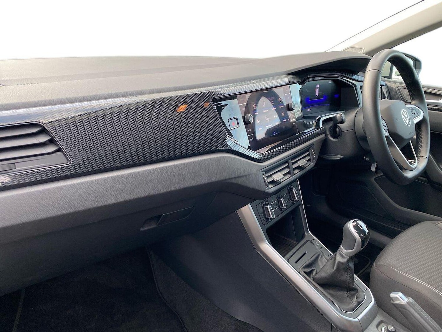 Used Volkswagen Polo 2024 for sale - 76864057: Photo 7