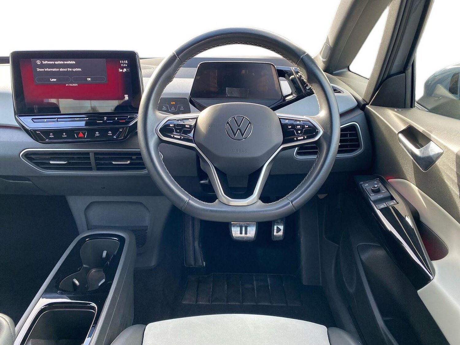 Used Volkswagen ID.3 2023 for sale - 76387249: Photo 9