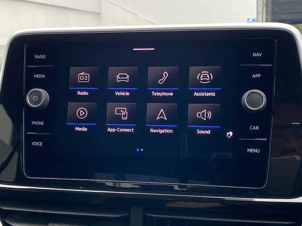 Used Volkswagen T-Roc 2022 for sale - 76107077: Photo 11