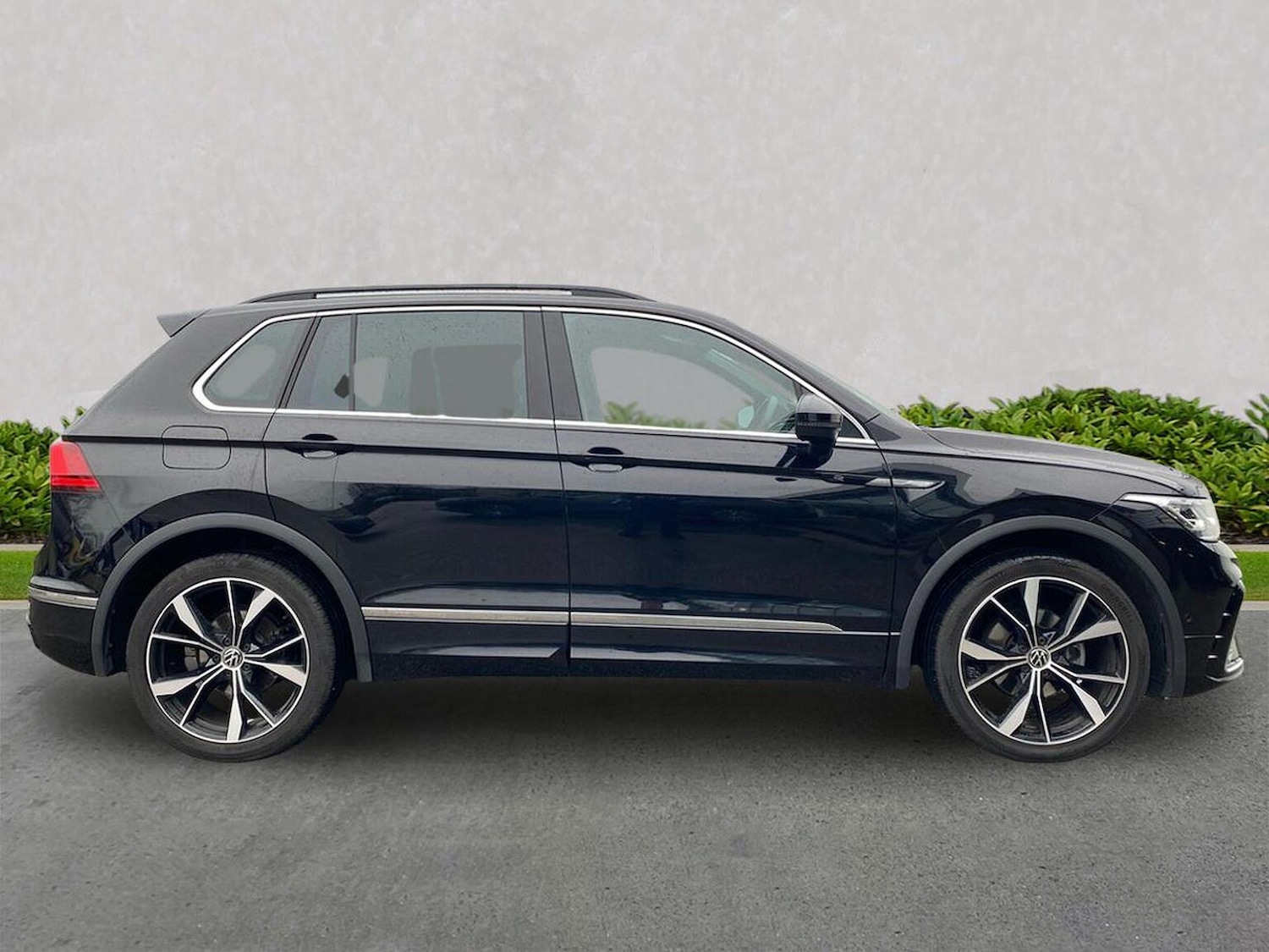 Used Volkswagen Tiguan 2023 for sale - 76578324: Photo 3