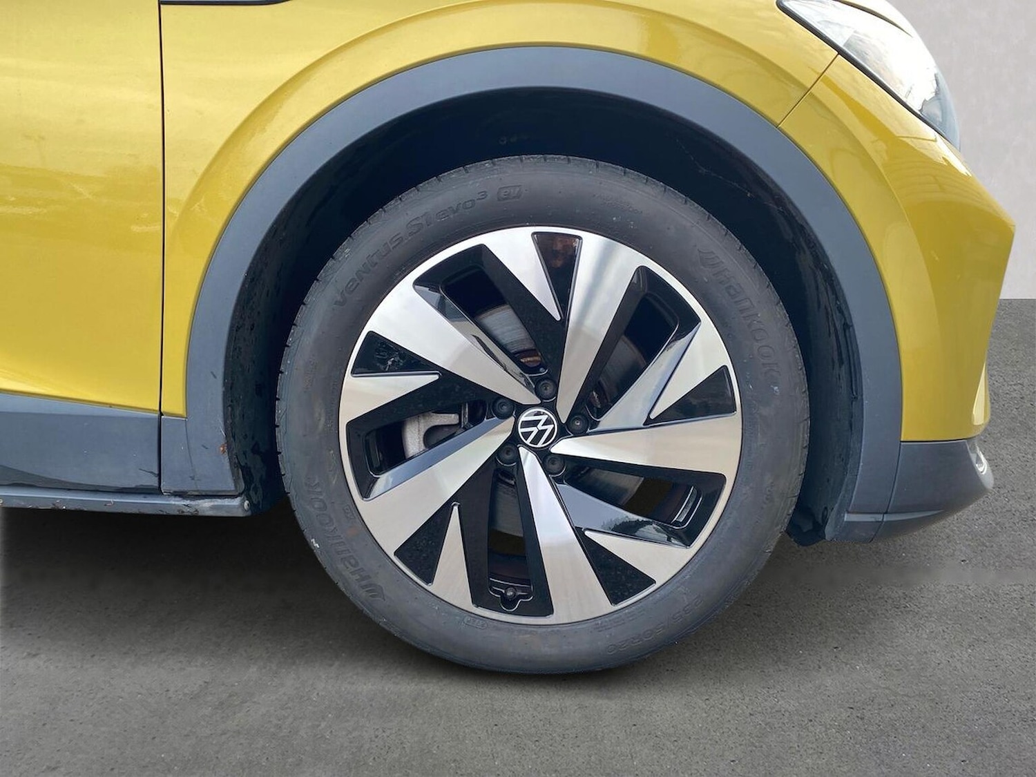 Used Volkswagen ID.4 2021 for sale - 76478221: Photo 6