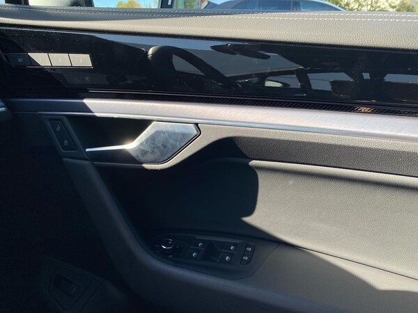 Used Volkswagen Touareg 2024 for sale - 76127151: Photo 21