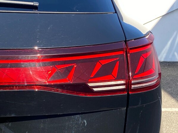Used Volkswagen Touareg 2024 for sale - 76127151: Photo 36
