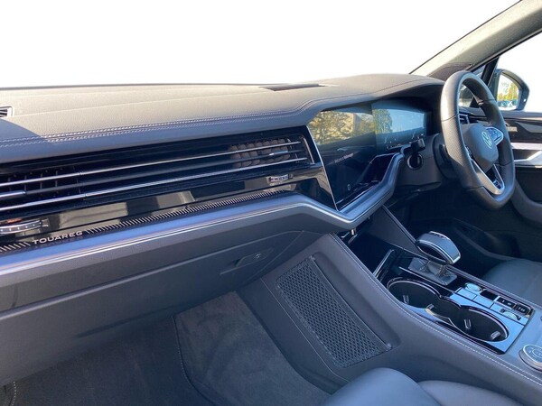 Used Volkswagen Touareg 2024 for sale - 76127151: Photo 7