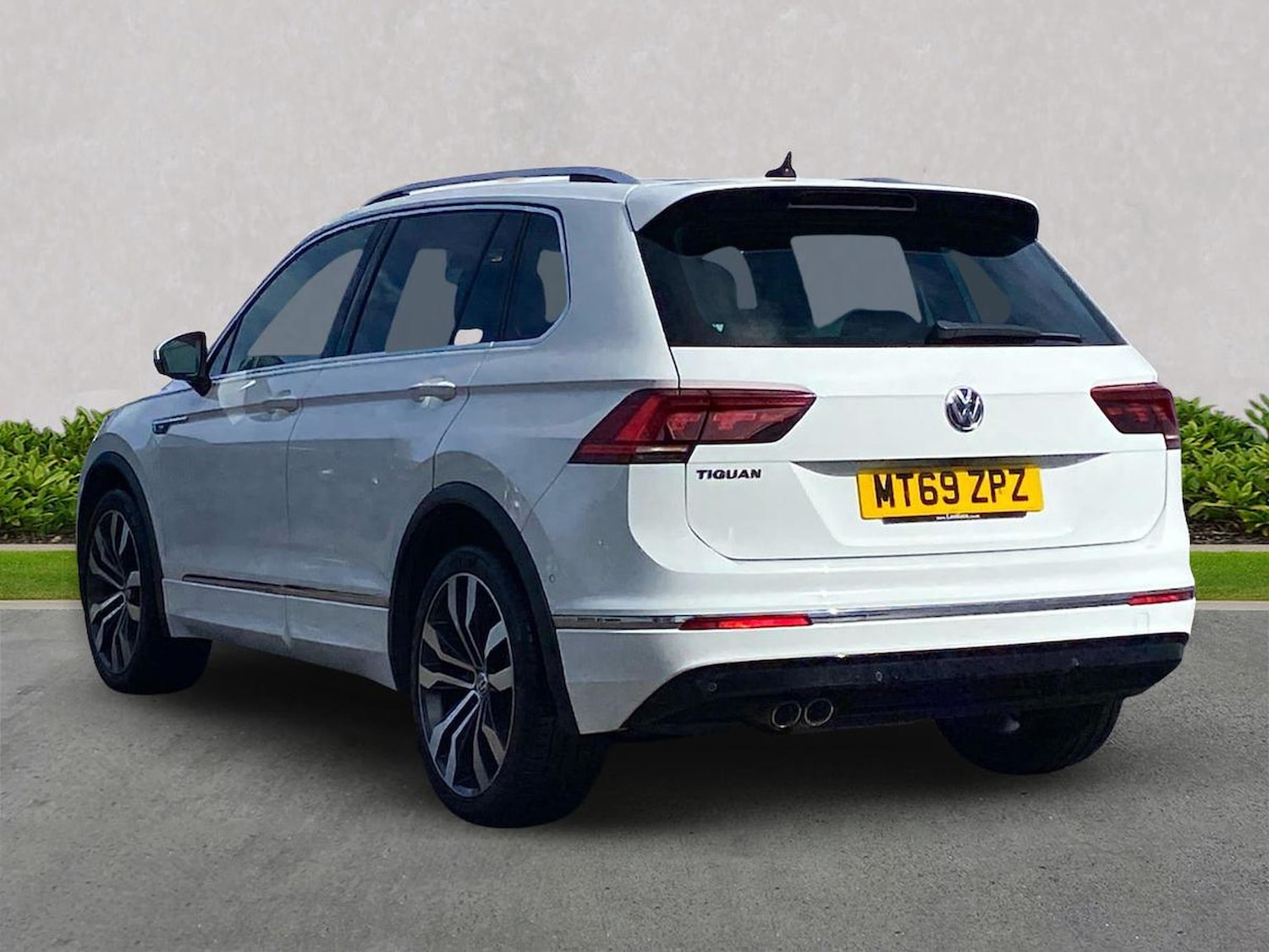 Used Volkswagen Tiguan 2019 for sale - 78195936: Photo 2