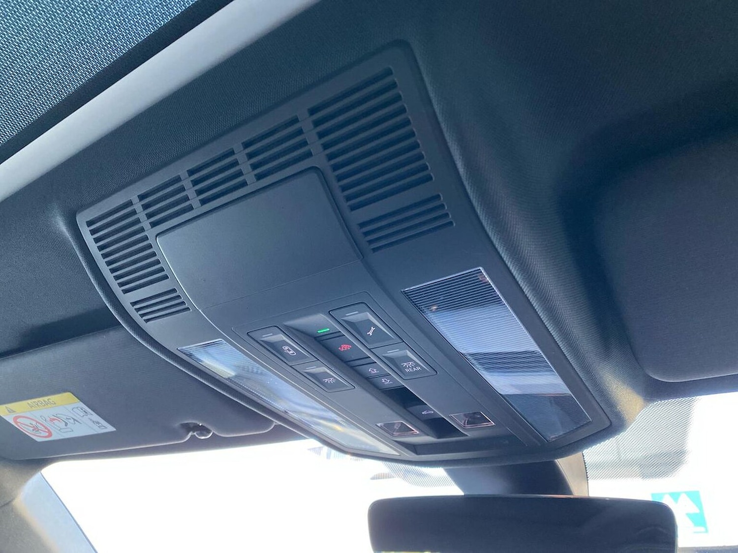 Used Volkswagen Touareg 2022 for sale - 76693442: Photo 14