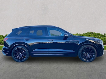 Used Volkswagen Touareg 2022 for sale - 76693442: Photo