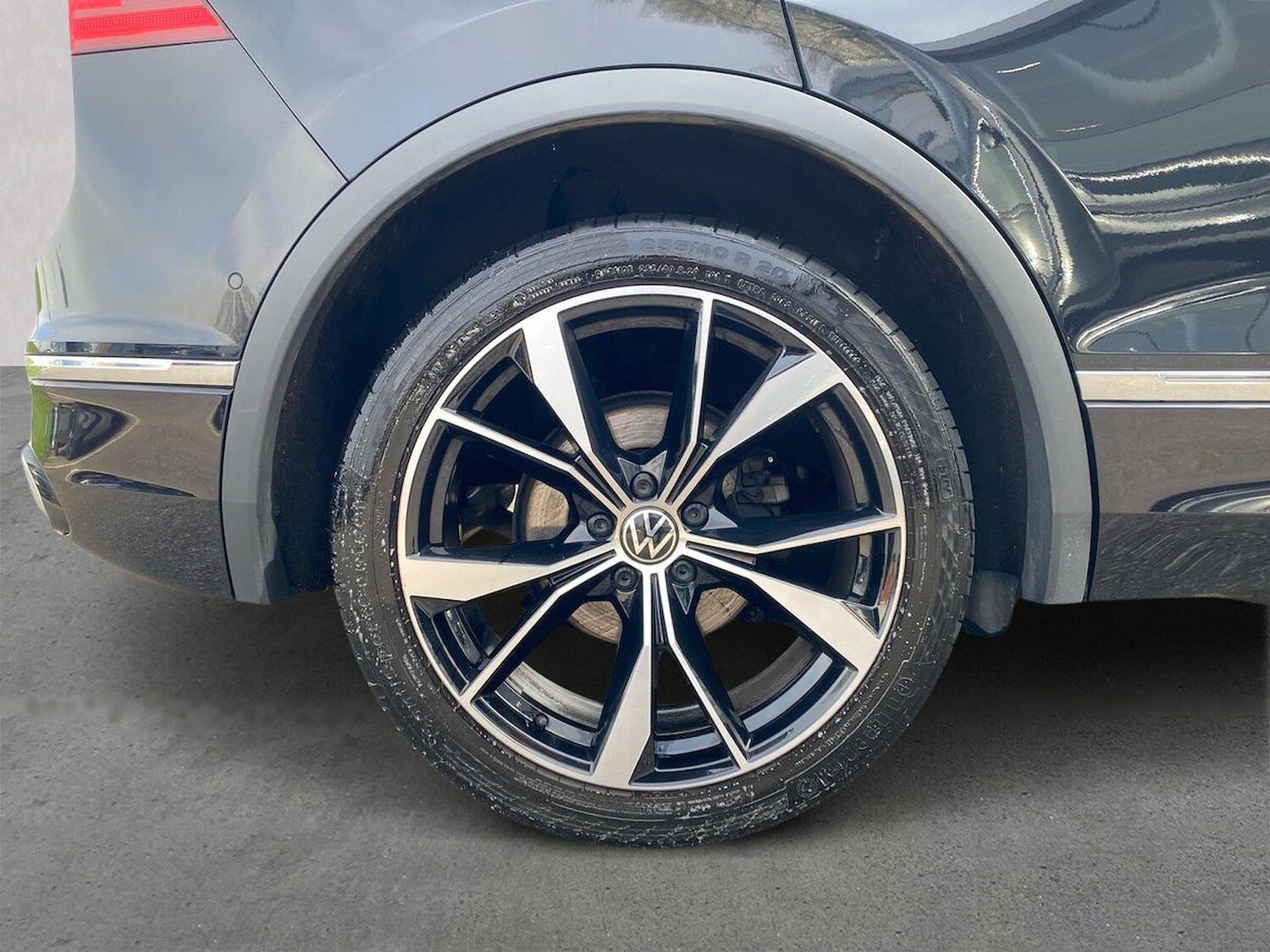 Used Volkswagen Tiguan 2023 for sale - 78195942: Photo 6