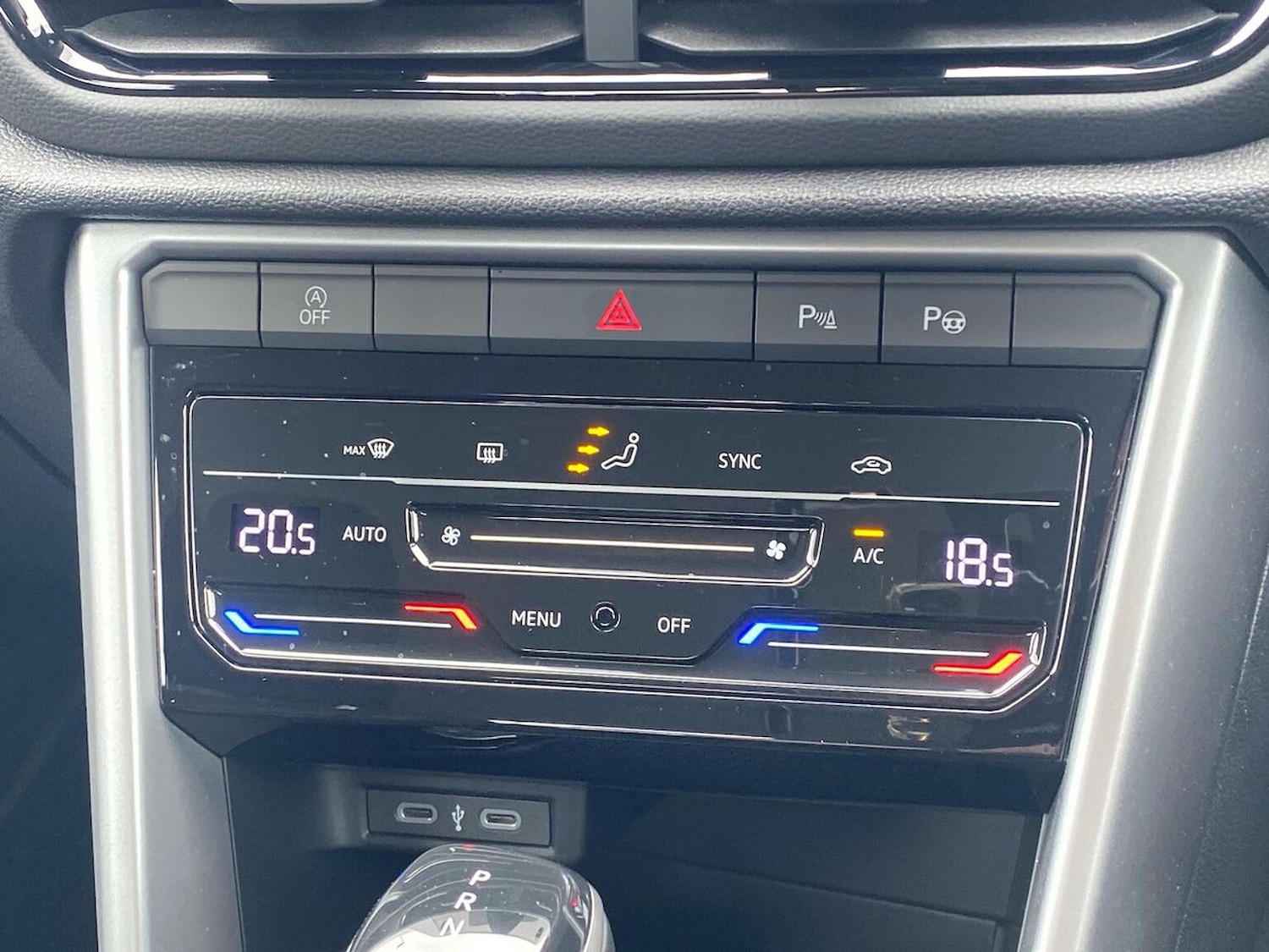 Used Volkswagen T-Roc 2023 for sale - 78195927: Photo 12