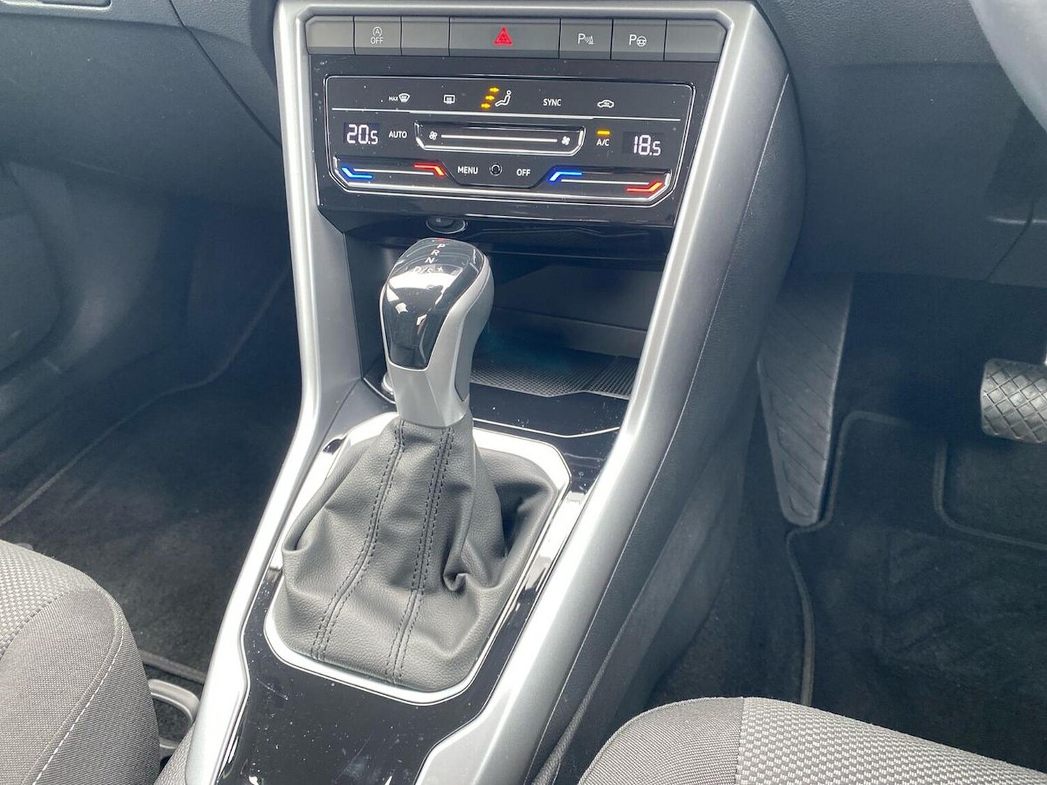 Used Volkswagen T-Roc 2023 for sale - 78195927: Photo 13