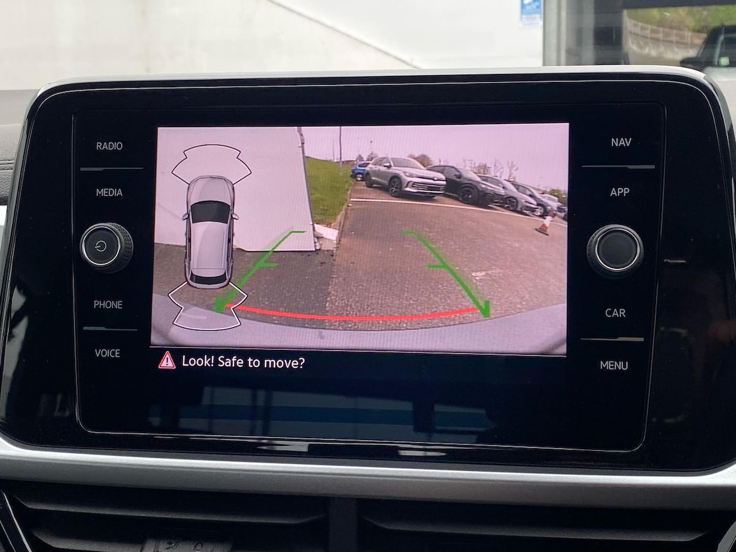 Used Volkswagen T-Roc 2023 for sale - 78195927: Photo 23