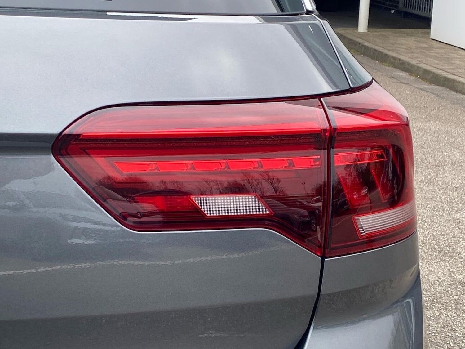 Used Volkswagen T-Roc 2023 for sale - 78195927: Photo 32