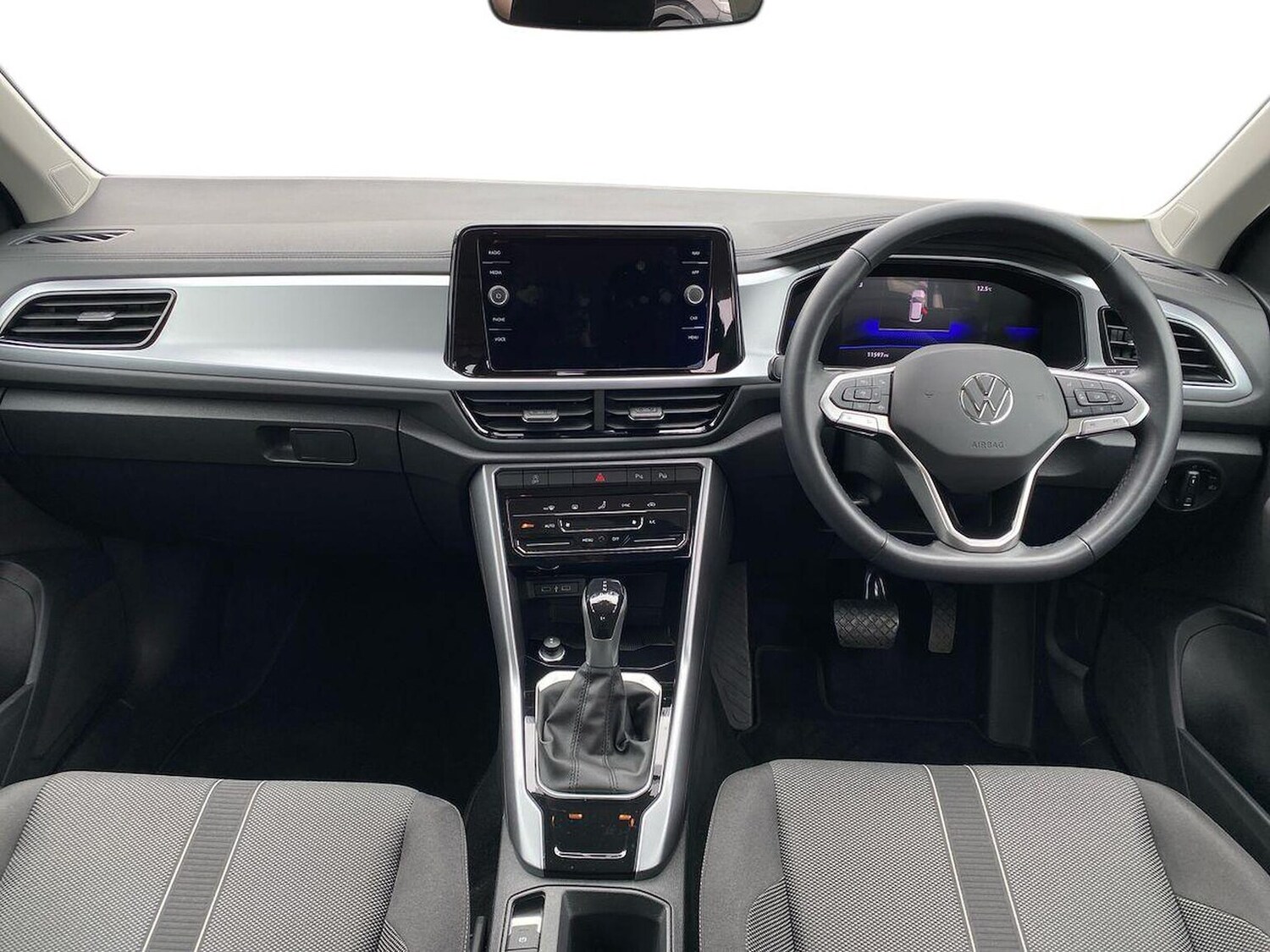 Used Volkswagen T-Roc 2023 for sale - 78195927: Photo 8