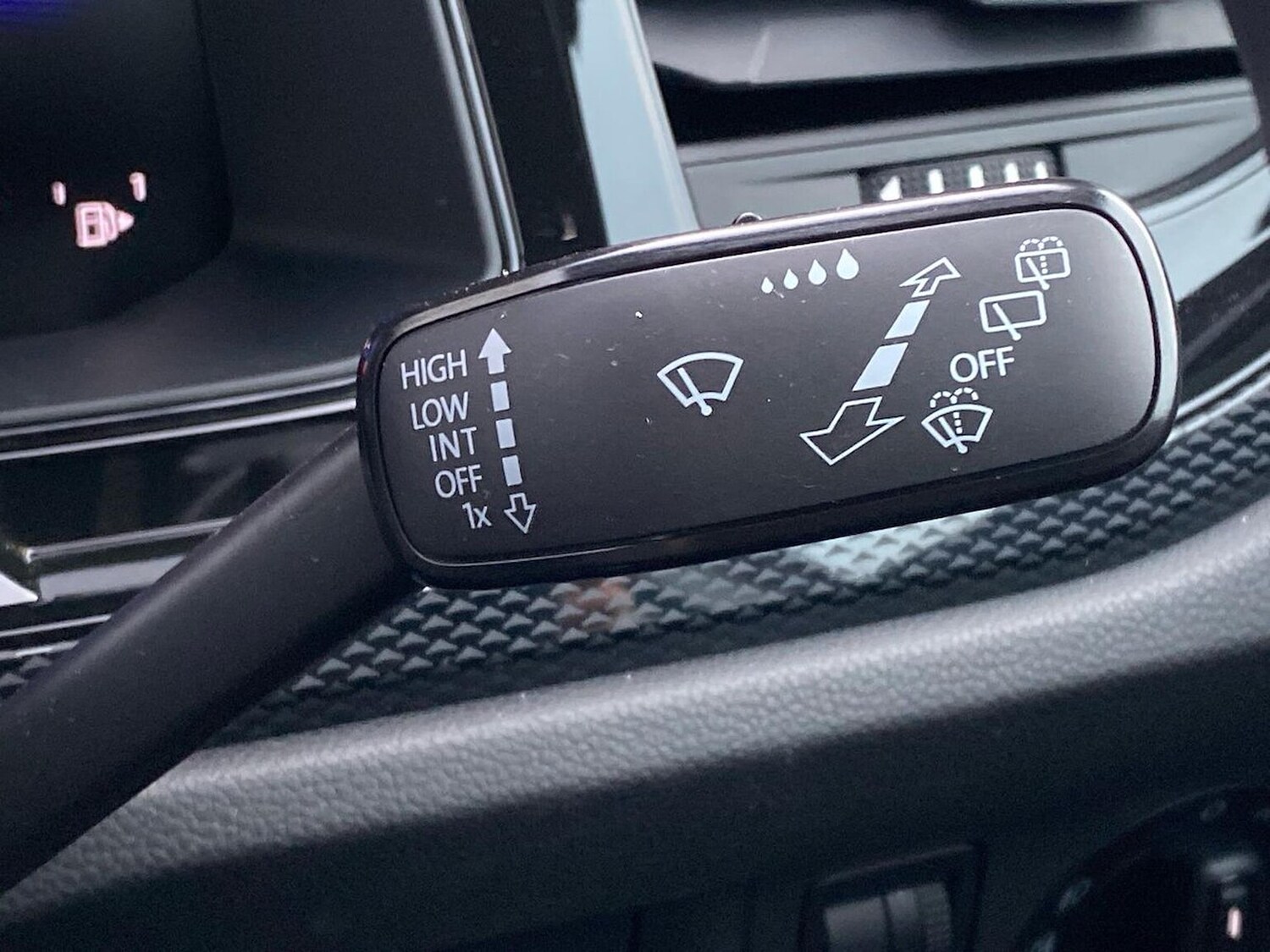 Used Volkswagen Taigo 2025 for sale - 76220451: Photo 27