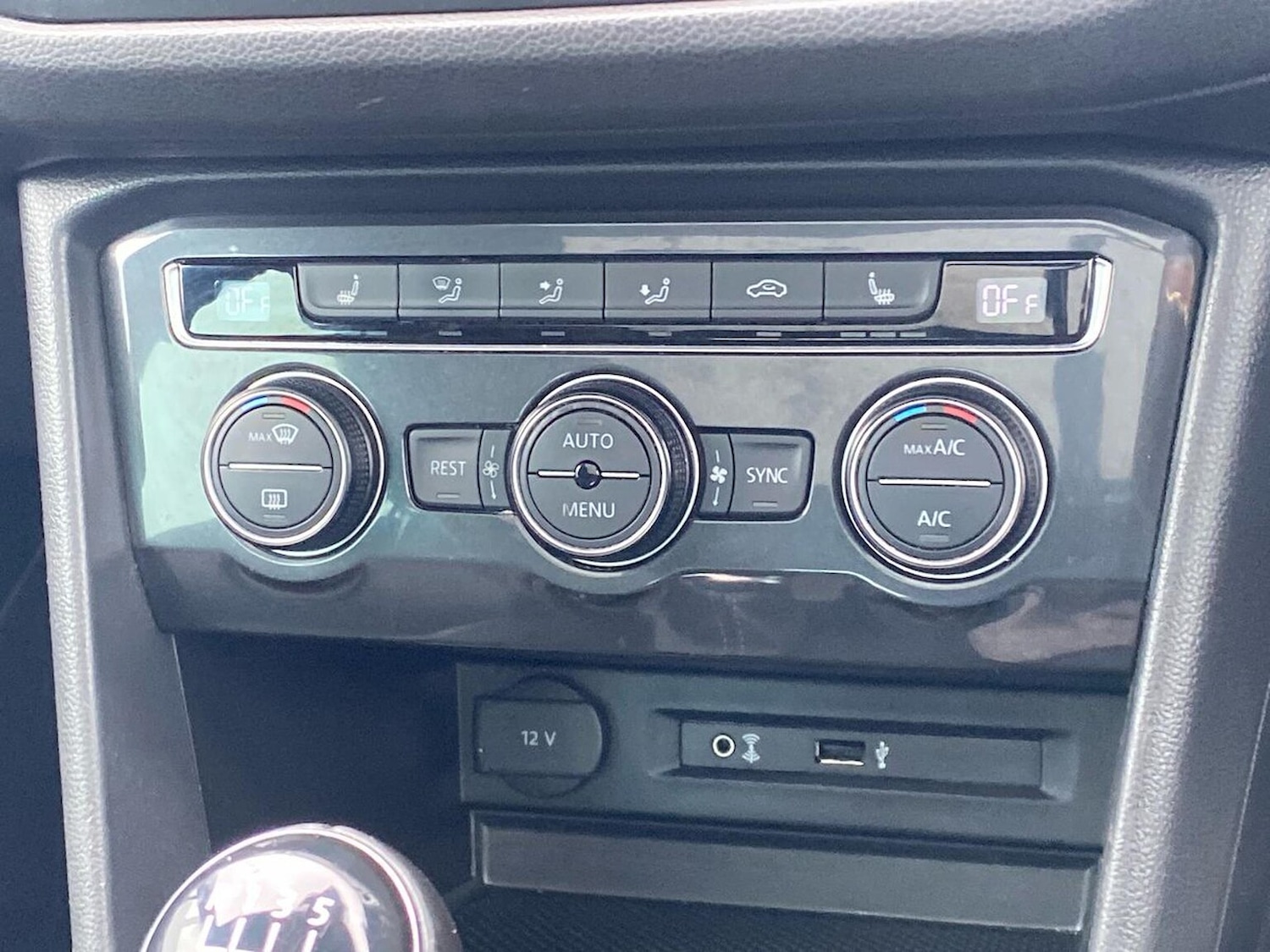 Used Volkswagen Tiguan 2016 for sale - 77872137: Photo 12