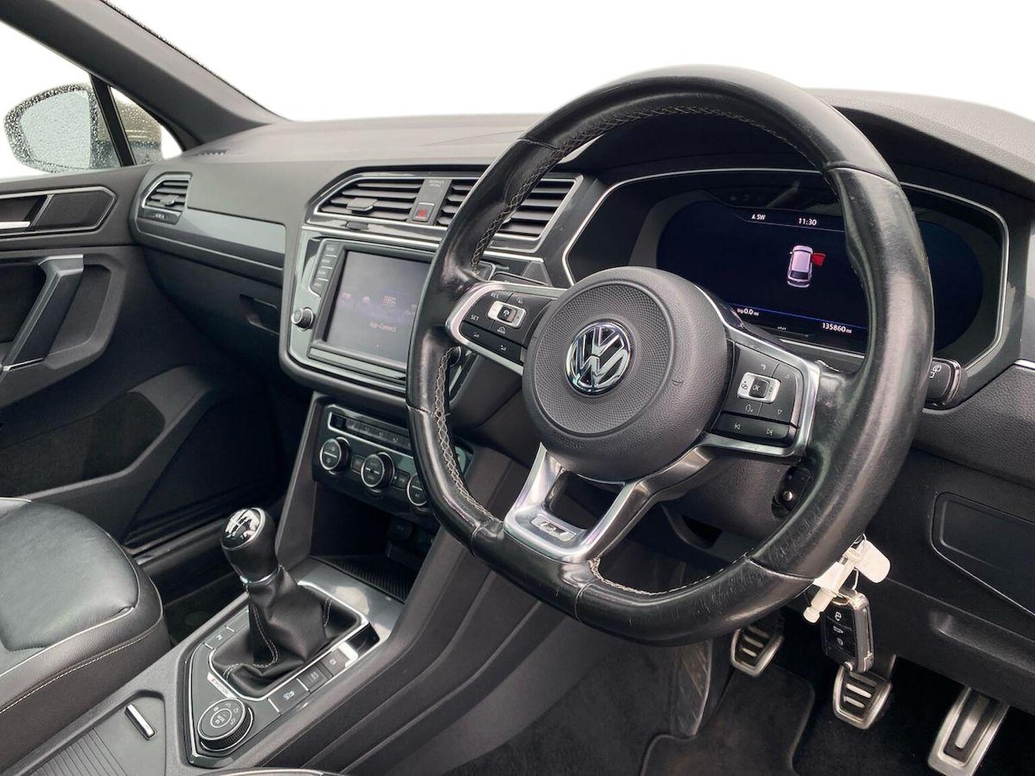 Used Volkswagen Tiguan 2016 for sale - 77872137: Photo 15