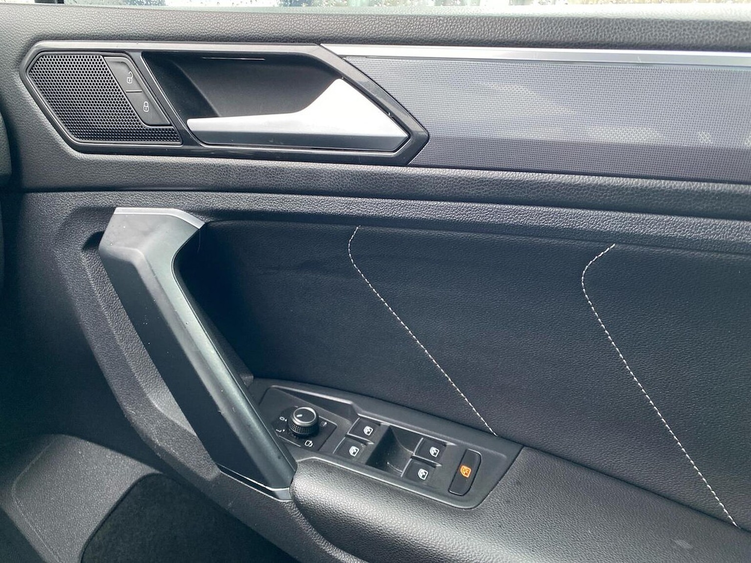 Used Volkswagen Tiguan 2016 for sale - 77872137: Photo 21