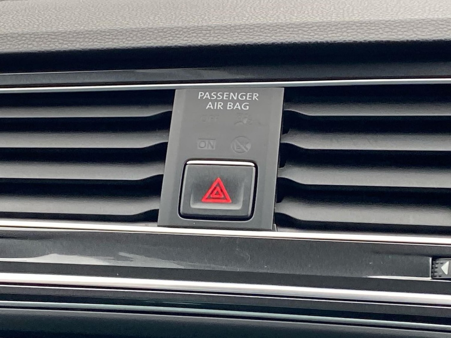 Used Volkswagen Tiguan 2016 for sale - 77872137: Photo 22