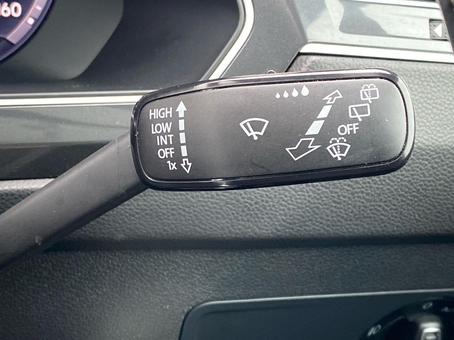 Used Volkswagen Tiguan 2016 for sale - 77872137: Photo 28