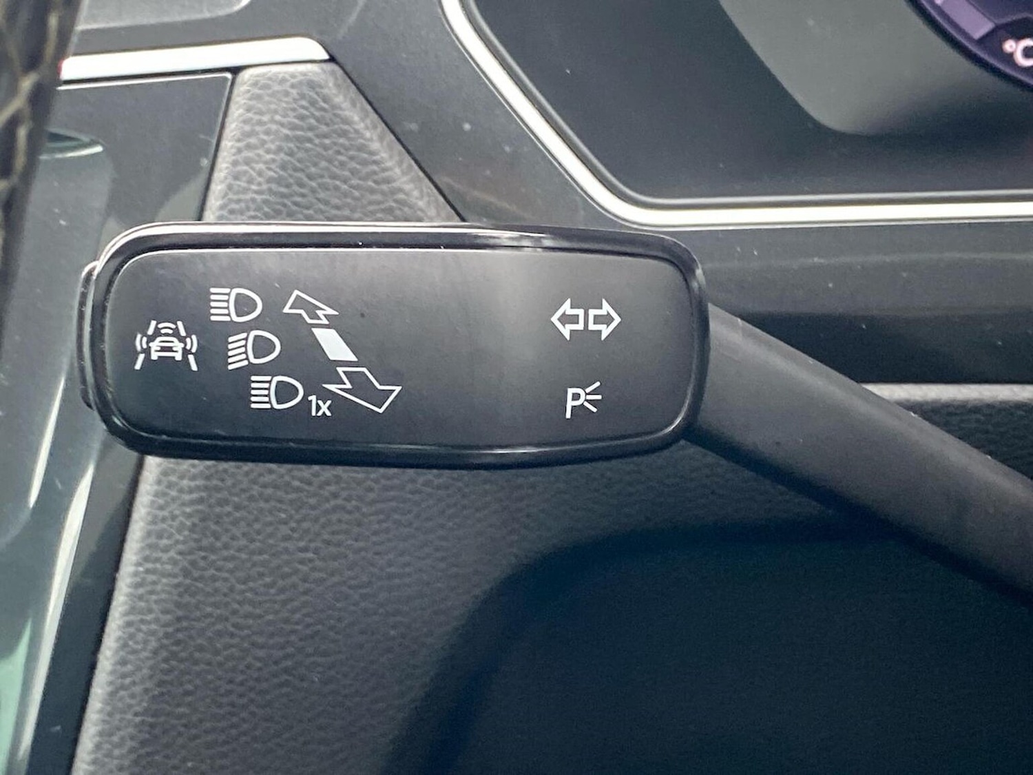 Used Volkswagen Tiguan 2016 for sale - 77872137: Photo 29