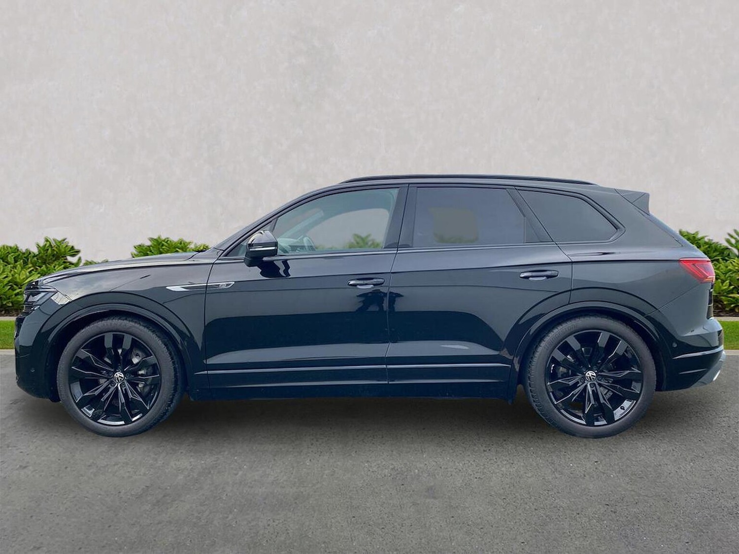 Used Volkswagen Touareg 2023 for sale - 76778320: Photo 19