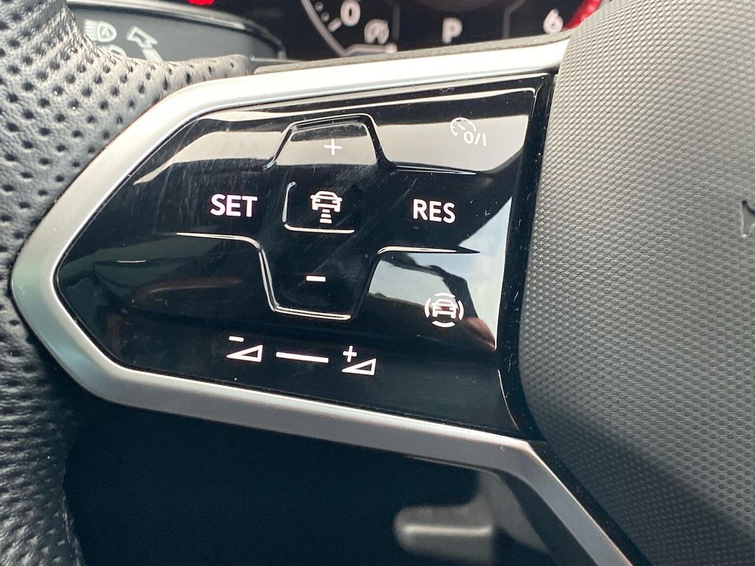 Used Volkswagen Touareg 2023 for sale - 76778320: Photo 27