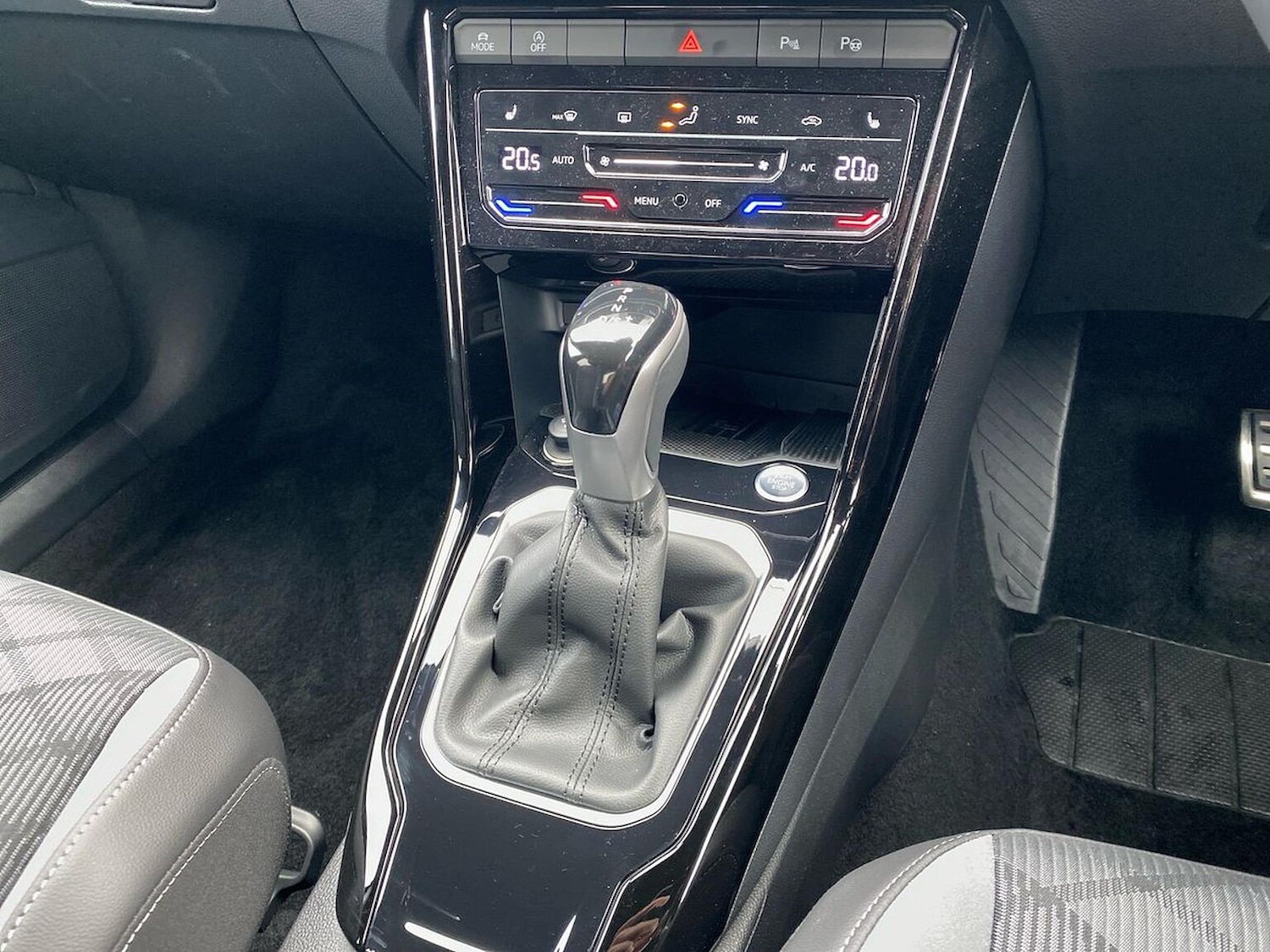 Used Volkswagen T-Roc 2025 for sale - 76237092: Photo 13