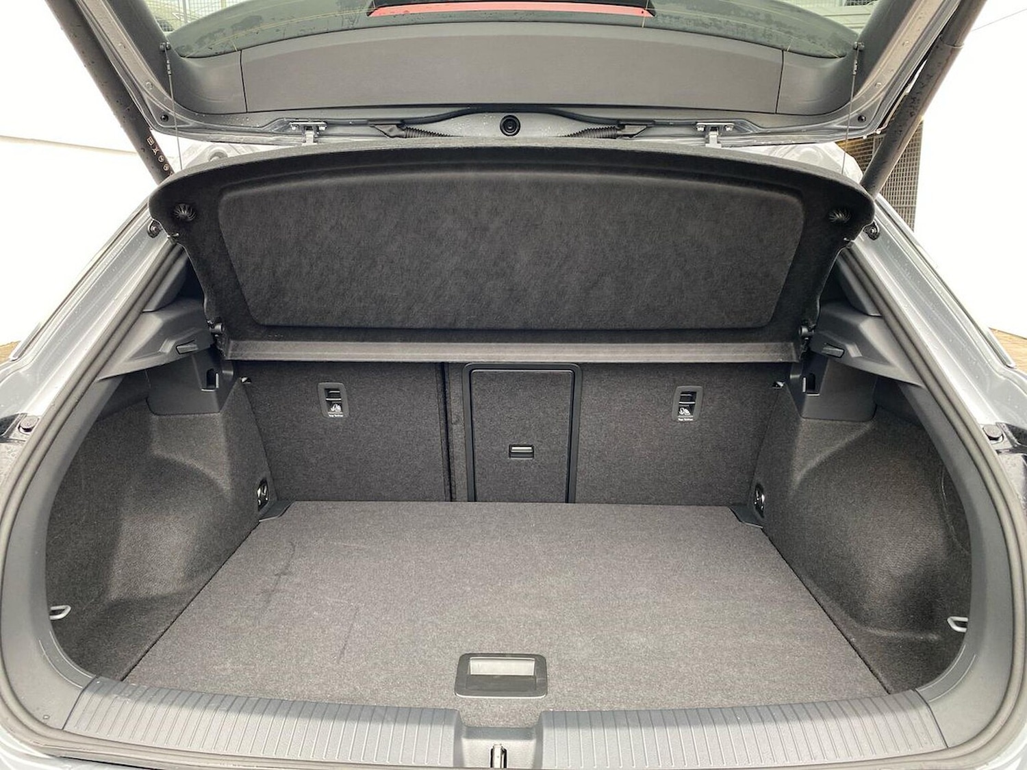 Used Volkswagen T-Roc 2025 for sale - 76237092: Photo 17