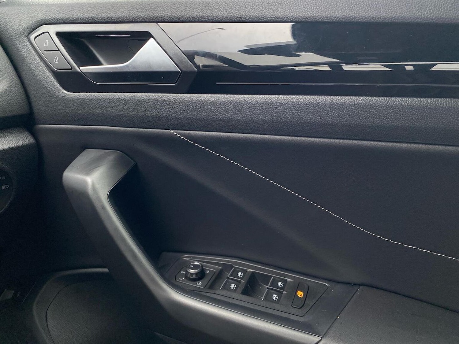 Used Volkswagen T-Roc 2025 for sale - 76237092: Photo 21