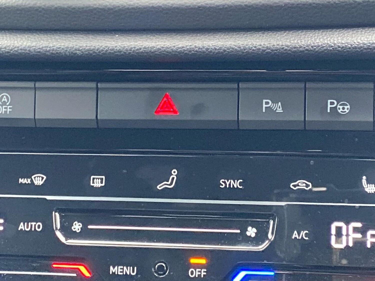 Used Volkswagen T-Roc 2025 for sale - 76237092: Photo 22