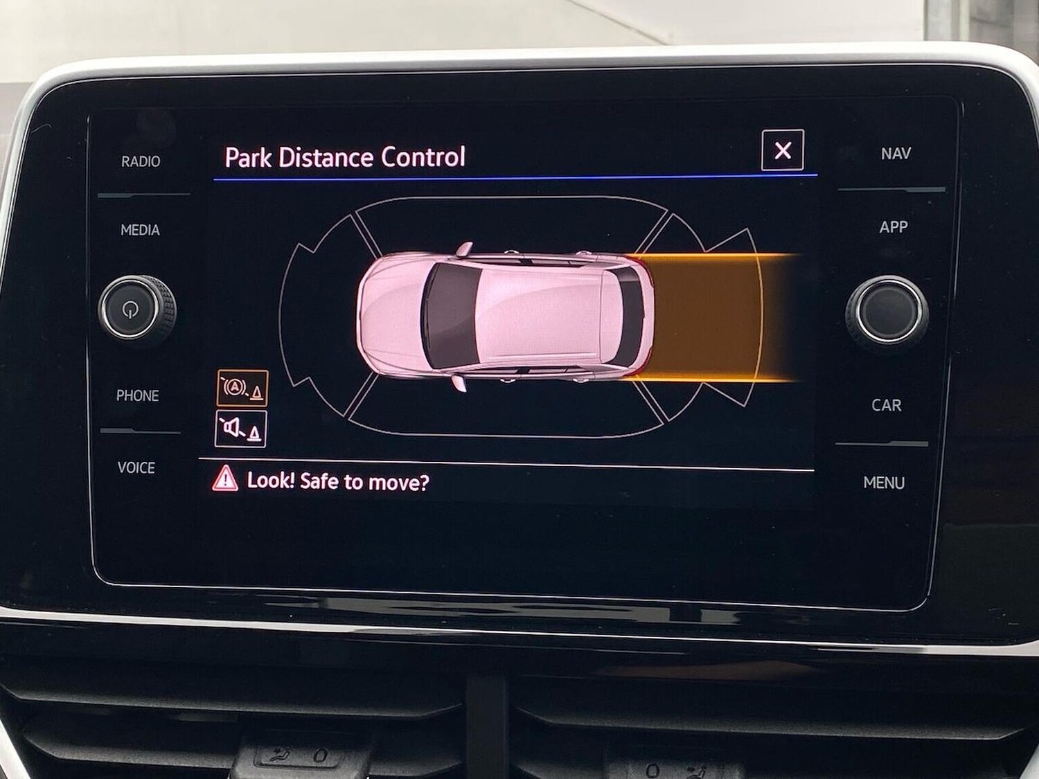 Used Volkswagen T-Roc 2025 for sale - 76237092: Photo 23