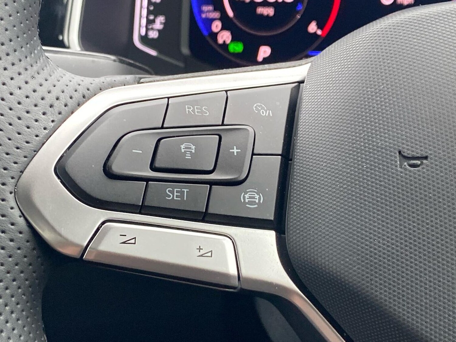 Used Volkswagen T-Roc 2025 for sale - 76237092: Photo 27