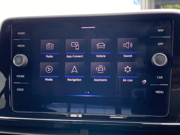 Used Volkswagen T-Roc 2023 for sale - 75497745: Photo 11
