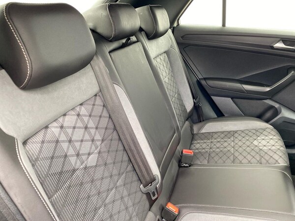 Used Volkswagen T-Roc 2023 for sale - 75497745: Photo 16