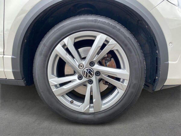 Used Volkswagen T-Roc 2023 for sale - 75497745: Photo 6