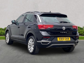Used Volkswagen T-Roc 2019 for sale - 79069271: Photo