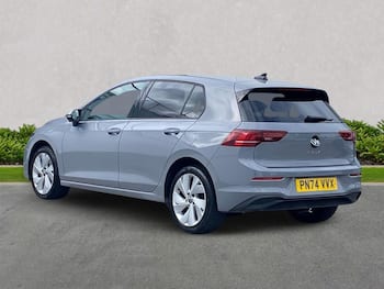 Used Volkswagen Golf 2024 for sale - 79739655: Photo