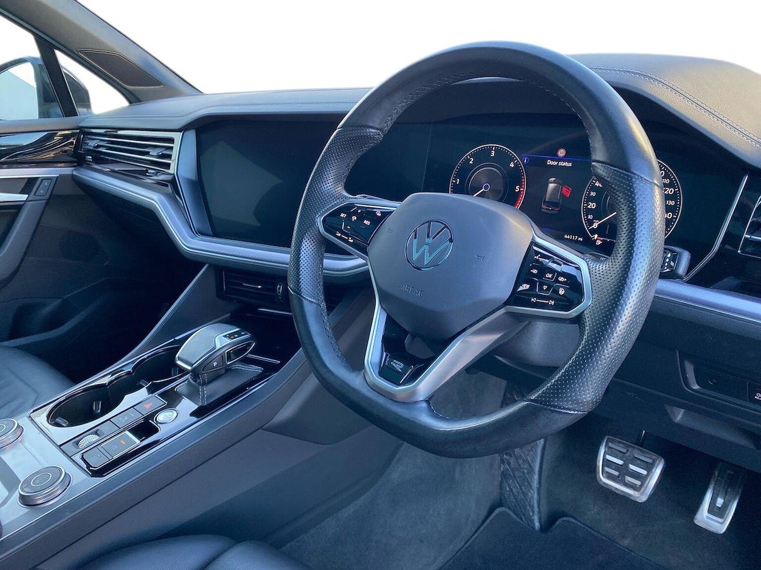 Used Volkswagen Touareg 2022 for sale - 76918948: Photo 15