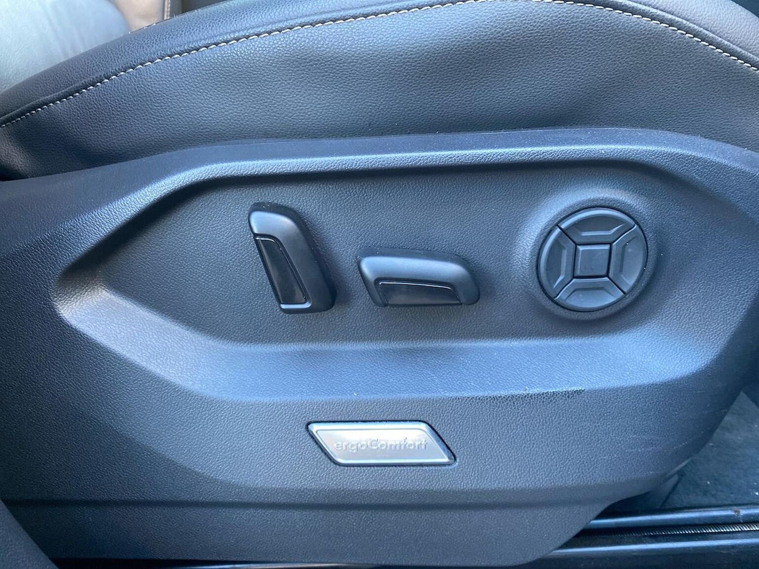 Used Volkswagen Touareg 2022 for sale - 76918948: Photo 30