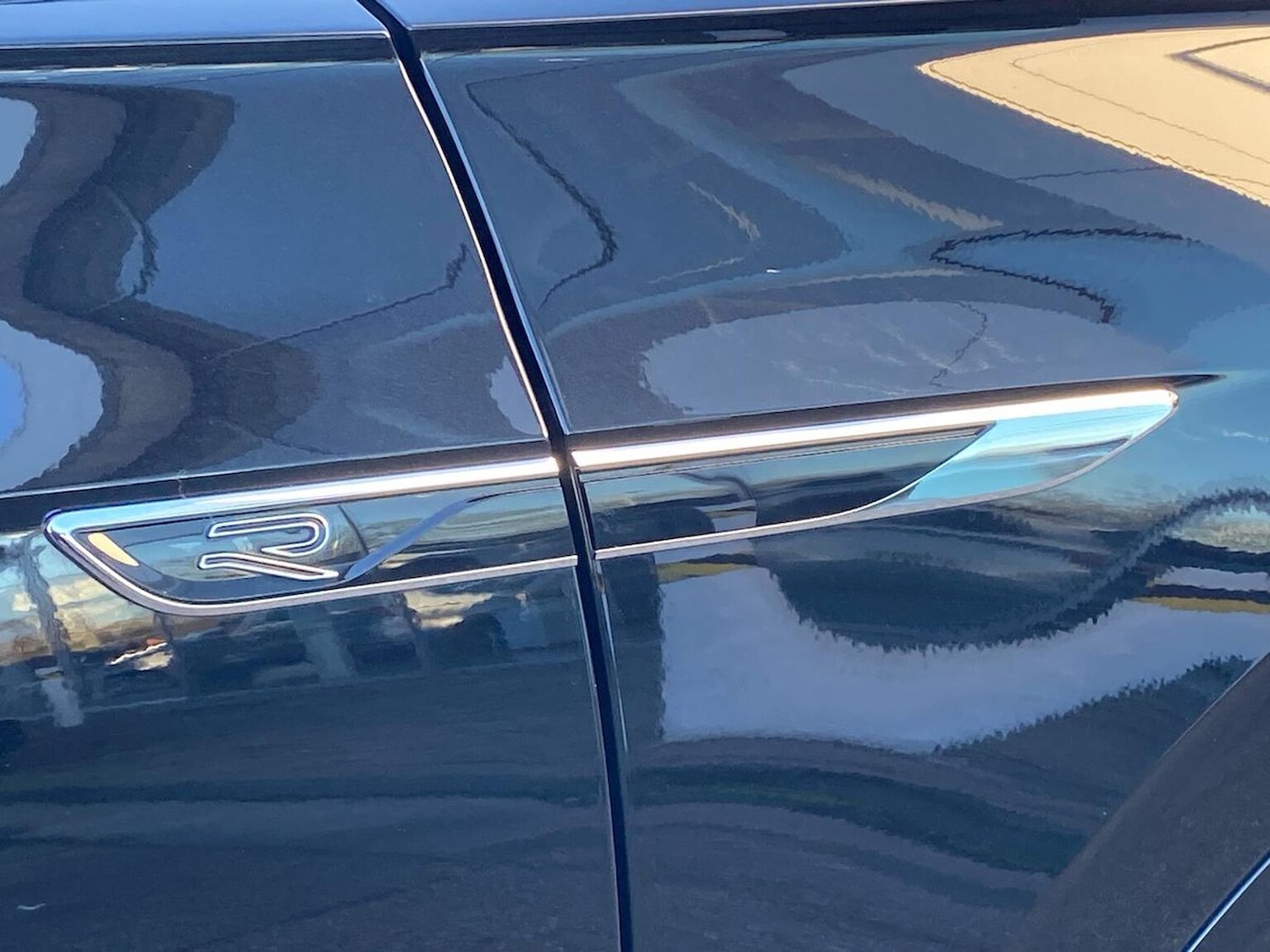 Used Volkswagen Touareg 2022 for sale - 76918948: Photo 35